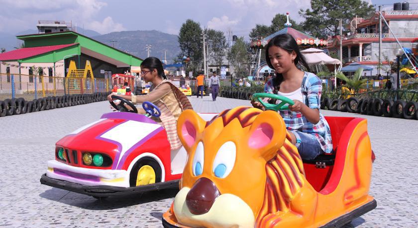 Hotel Jal Mahal Pokhara Kültér fotó