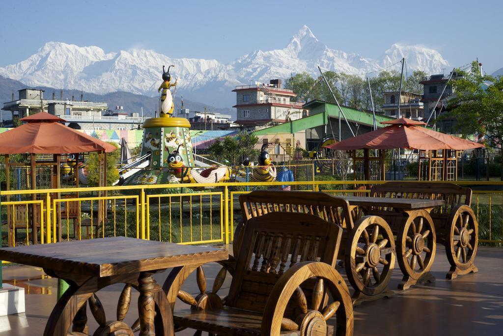 Hotel Jal Mahal Pokhara Kültér fotó