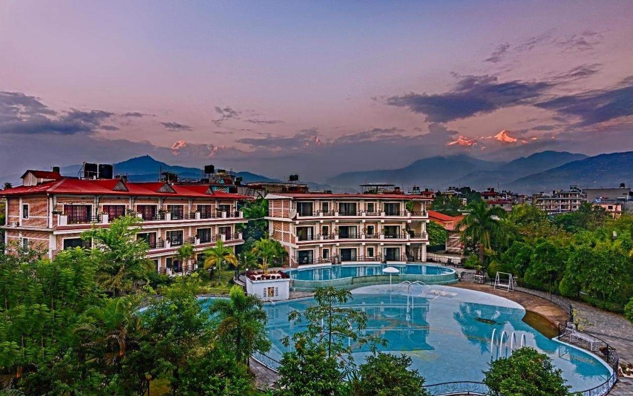 Hotel Jal Mahal Pokhara Kültér fotó