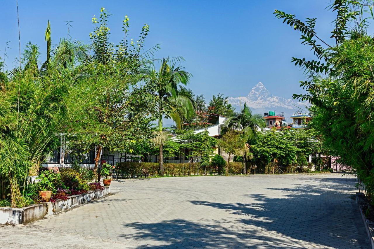 Hotel Jal Mahal Pokhara Kültér fotó