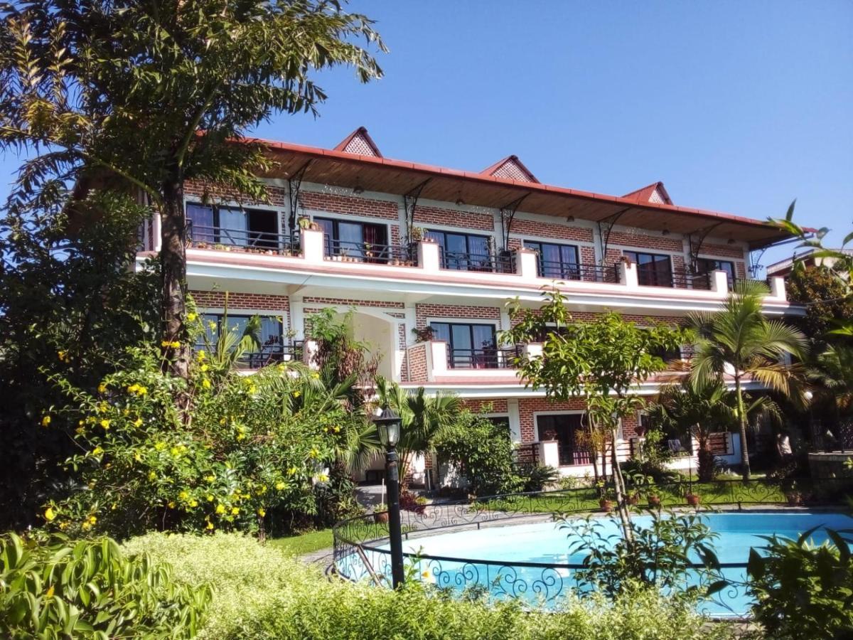 Hotel Jal Mahal Pokhara Kültér fotó