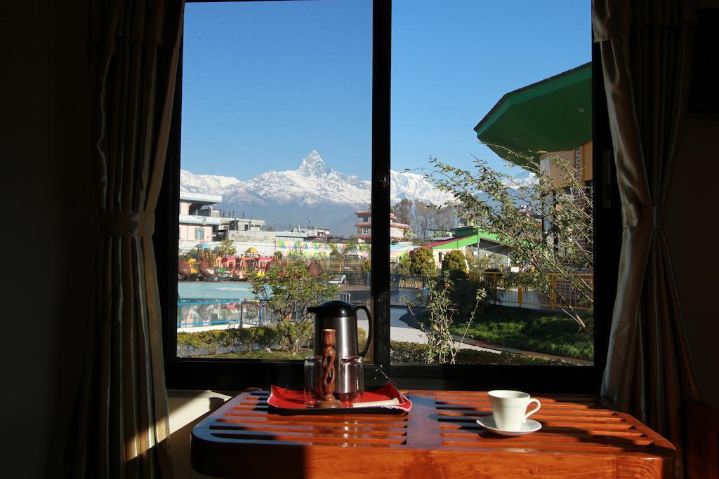Hotel Jal Mahal Pokhara Szoba fotó