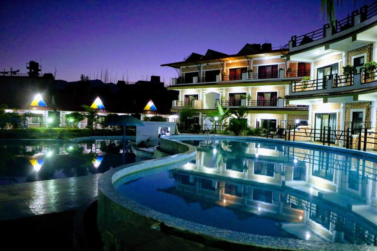 Hotel Jal Mahal Pokhara Kültér fotó